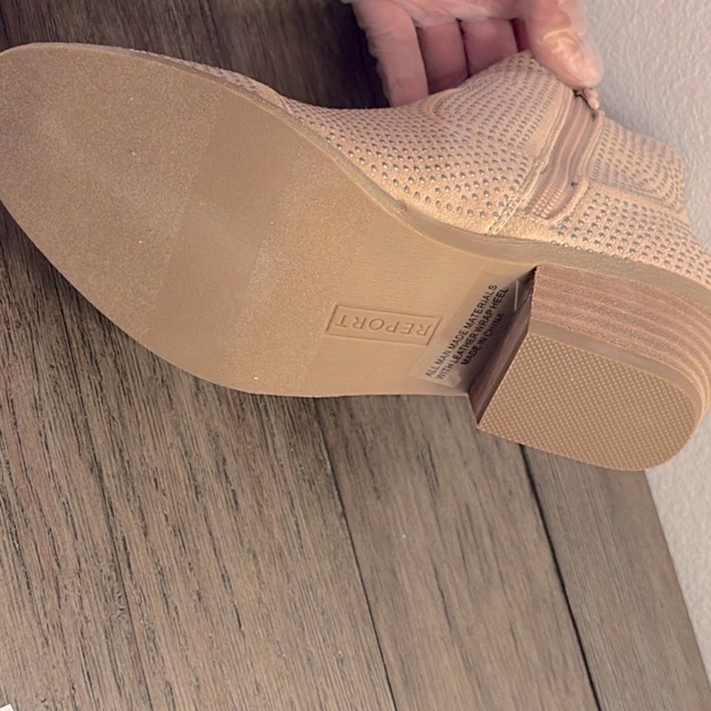 NIB [Report] Denzel Studded Ankle Western Low Heel Booties in Pink Women’s 6.5 - Picture 11 of 16